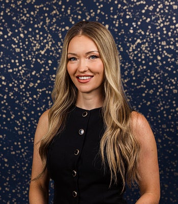 Portrait of Rebecca Ali, Broker Associate.