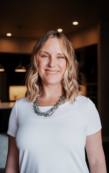 Natalie Kavan, Realtor, Broker Associate
